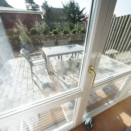 Helle Mit Sonniger Terrasse Apartment Wenningstedt-Braderup